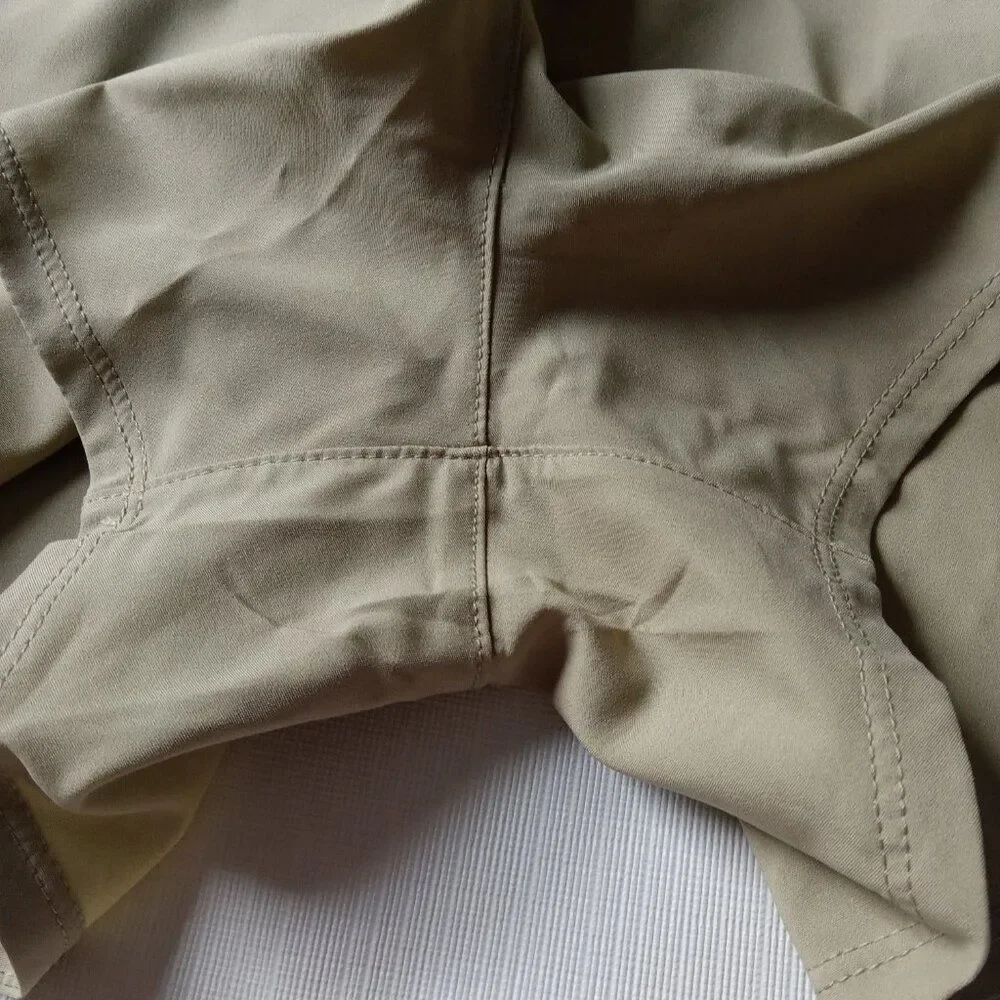 Nike One Neutral Olive Dri-Fit Ultra High Waisted 3